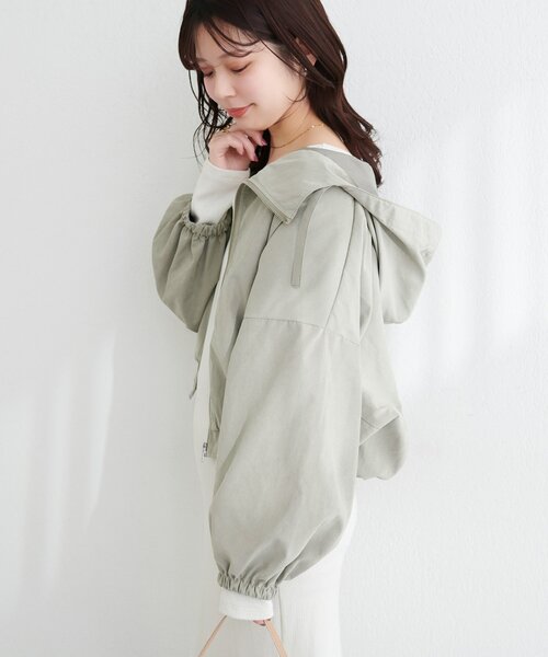 natural couture（ナチュラルクチュール）の「フード付きショートマンパ（マウンテンパーカー・レディース・ブラック/カーキ/グレイッシュベージュ/アイボリー・FREE）」の16枚目の写真