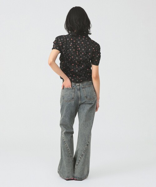 Ray BEAMS（レイビームス）の「フラワー プリント シャーリング シャツ（シャツ/ブラウス・レディース・オフホワイト/ブラック・ONE SIZE）」の9枚目の写真