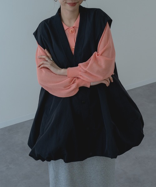 refinedworks（リファインドワークス）の「【refinedworks】ナイロン 生地を使用した バルーンベスト！（その他アウター・レディース・ベージュ/ブラック・FREE）」の14枚目の写真