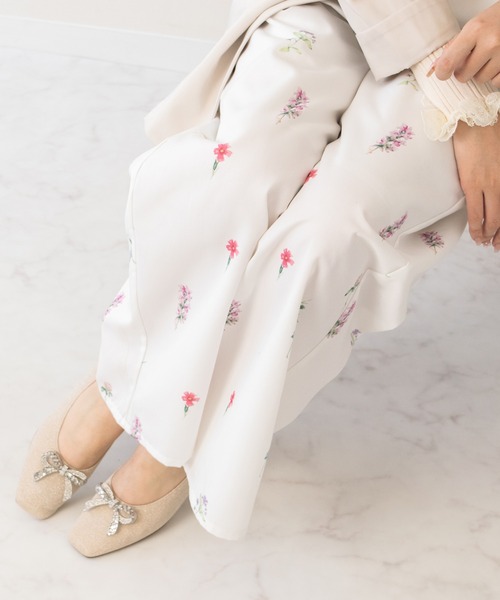 Bridget Birkin(ブリジットバーキン)の「【Bridget Birkin】ビジューリボンラメパンプス(561052)(パンプス・レディース・シルバー系その他/ゴールド系その他/ブラック系その他・24/23.5/23/24.5/22.5)」の10枚目の写真