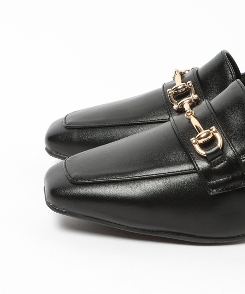 Andemiu（アンデミュウ）の「メタルヒールローファー668208（ローファー・レディース・ブラック・LARGE）」の6枚目の写真