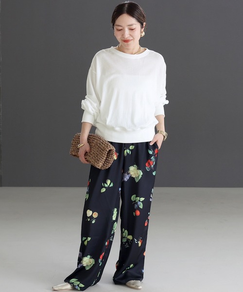 Aletta vita(アレッタビータ)の「シアー裏毛クルーネックプルオーバー(Tシャツ/カットソー・レディース・ブラック/オフホワイト・FREE)」の11枚目の写真