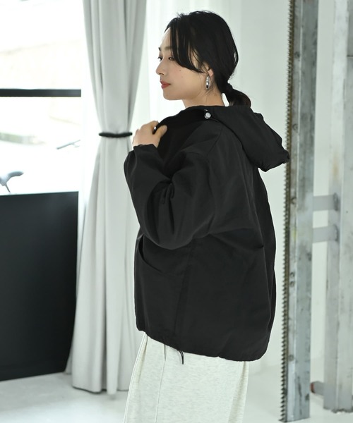 STYLE DELI(スタイルデリ)の「【BLK001】マットタッチパーカーブルゾン(ブルゾン・レディース・グレー/ブラック・FREE)」の5枚目の写真