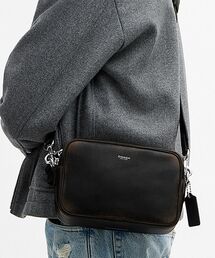 COACH（コーチ）の「ラジオ カメラ バッグ・ラブド レザー（ショルダーバッグ）」