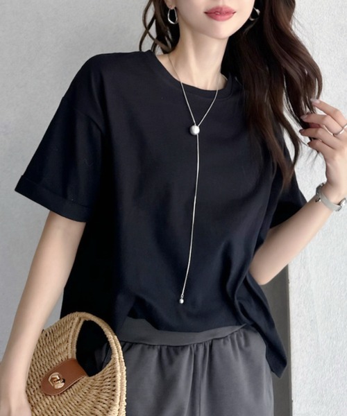 TREOVER(トレオーバー)の「さり気ない袖デザインで差がつくベーシックTシャツ(Tシャツ/カットソー・レディース・ネイビー系/レッド/ブラック/オートミール/オフホワイト/ピンク/ブラック系・FREE)」の2枚目の写真