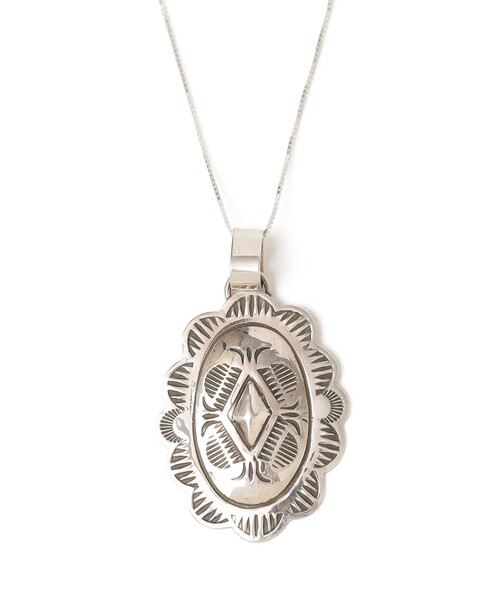 SHIPS(シップス)の「INDIAN JEWELRY:コンチョ トップ ネックレス(ネックレス・レディース・シルバー・ONE SIZE)」の1枚目の写真