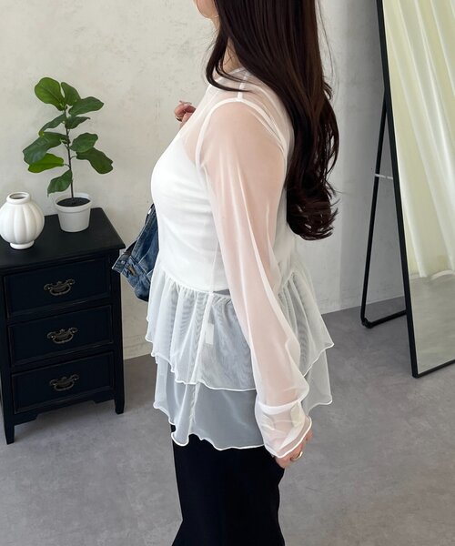 prose verse（プロズヴェール）の「シアーフリルペプラムトップス（Tシャツ/カットソー・レディース・ブラック/オフホワイト・LARGE/MEDIUM）」の9枚目の写真