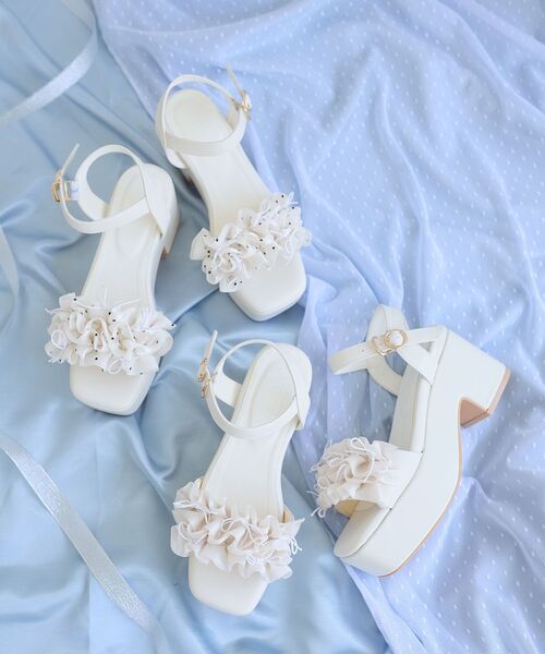 MAJESTIC LEGON（マジェスティックレゴン）の「ミルフィーユフリル厚底サンダル（サンダル・レディース・アイボリー/ブラック/ライトグレー/ホワイト系その他2・SMALL/MEDIUM/LARGE/X-LARGE）」の19枚目の写真