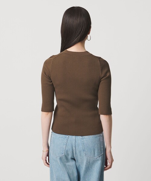 UNITED ARROWS(ユナイテッドアローズ)の「リブ Vネック ニット ‐ウォッシャブル‐(ニット/セーター・レディース・ブラック/ダークブラウン/ライトピンク・FREE)」の17枚目の写真