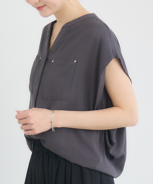 KATHARINE ROSS(キャサリンロス)の「【KATHARINE ROSS】【COOL/UV/DRY】スキッパー衿ブラウス(シャツ/ブラウス・レディース・チャコールグレー/イエロー・MEDIUM)」の7枚目の写真