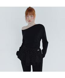 MICANE（ミケーネ）の「セレナワンオフショルダーブラウス・ドットラップスカートセットアップ（シャツ/ブラウス）」