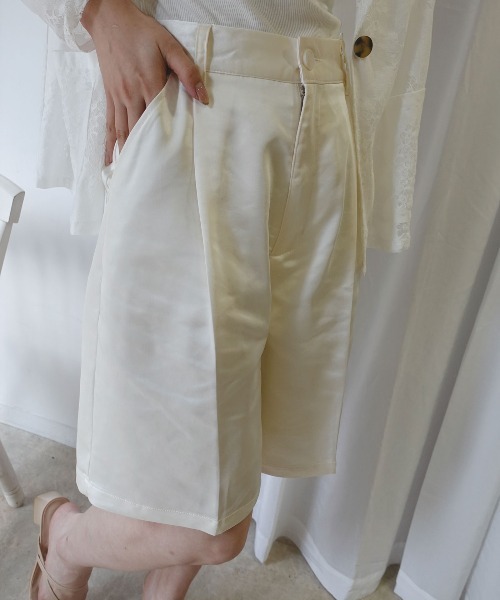 CORNERS(コーナーズ)の「ヴィンテージサテンハーフパンツ(その他パンツ・レディース・ブラック/カーキ/アイボリー・M)」の12枚目の写真