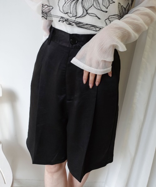 CORNERS(コーナーズ)の「ヴィンテージサテンハーフパンツ(その他パンツ・レディース・ブラック/カーキ/アイボリー・M)」の16枚目の写真