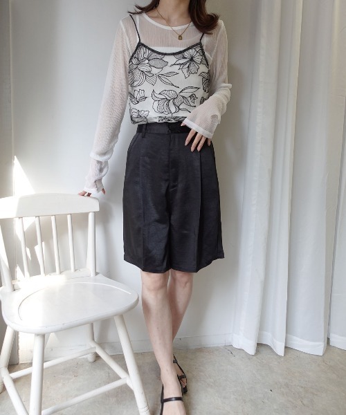 CORNERS(コーナーズ)の「ヴィンテージサテンハーフパンツ(その他パンツ・レディース・ブラック/カーキ/アイボリー・M)」の13枚目の写真