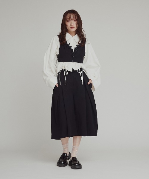 W:Huku(フーク)の「【W:Huku / ドライタッチツイル】リボンビスチェ / Dry-Touch Twill Ribbon Bustier(ベスト・レディース・ブラック/ベージュ・M/L)」の3枚目の写真