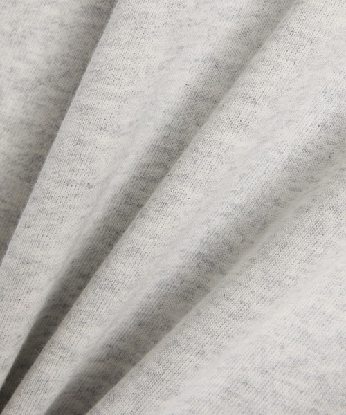 NEW BALANCE(ニューバランス)の「Ghica ラインアップオーバーサイズTシャツ(Tシャツ/カットソー・メンズ・サンドグレー/ブルー・MEDIUM/LARGE/X-LARGE/XX-LARGE)」の6枚目の写真