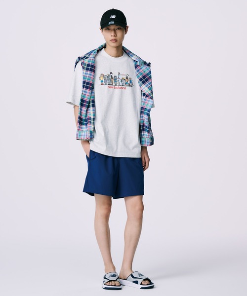 NEW BALANCE(ニューバランス)の「Ghica ラインアップオーバーサイズTシャツ(Tシャツ/カットソー・メンズ・サンドグレー/ブルー・MEDIUM/LARGE/X-LARGE/XX-LARGE)」の14枚目の写真