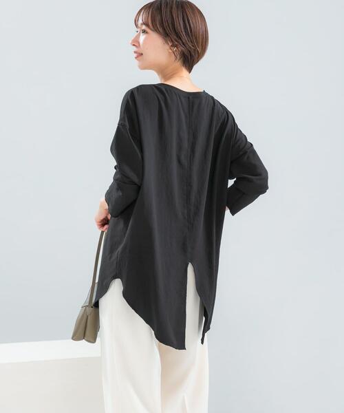 URBAN RESEARCH ROSSO WOMEN（アーバンリサーチ　ロッソ）の「ストレッチジョーゼットプルオーバー（Tシャツ/カットソー・レディース・オフホワイト/ブラック・FREE）」の15枚目の写真