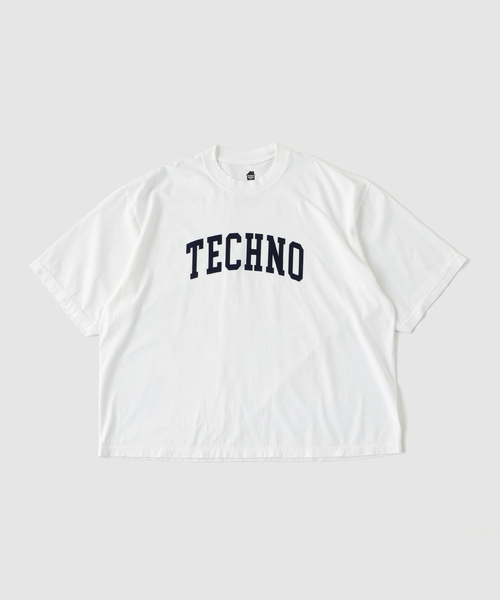 is-ness(イズネス)の「ISNESS MUSIC / イズネス ミュージック TECHNO T-SHIRT FL(Tシャツ/カットソー・メンズ・ホワイト/チャコールグレー・MEDIUM/LARGE)」の2枚目の写真
