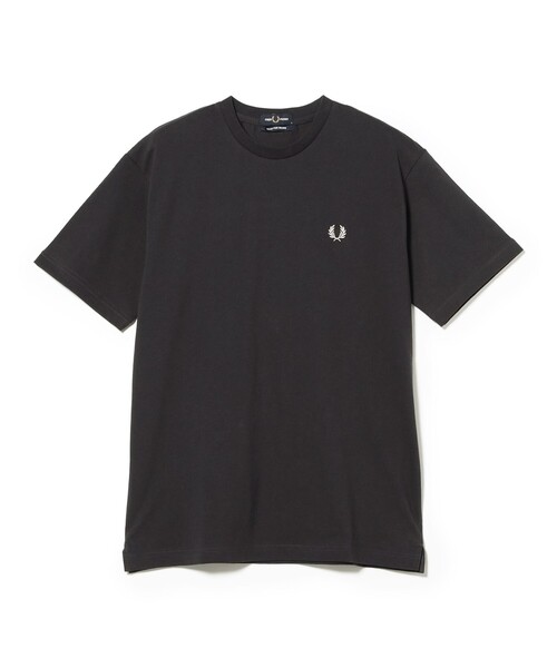 BEAMS(ビームス)の「【別注】FRED PERRY / ロゴ Tシャツ(Tシャツ/カットソー・メンズ・ホワイト/ブラック/チャコールグレー/ネイビー・SMALL/MEDIUM/LARGE/X-LARGE)」の4枚目の写真