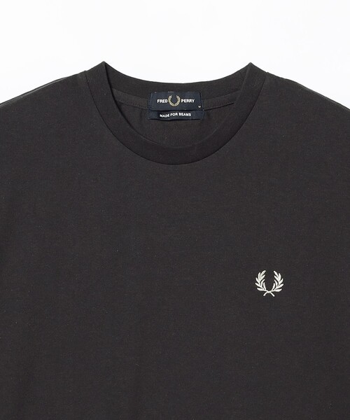 BEAMS(ビームス)の「【別注】FRED PERRY / ロゴ Tシャツ(Tシャツ/カットソー・メンズ・ホワイト/ブラック/チャコールグレー/ネイビー・SMALL/MEDIUM/LARGE/X-LARGE)」の9枚目の写真