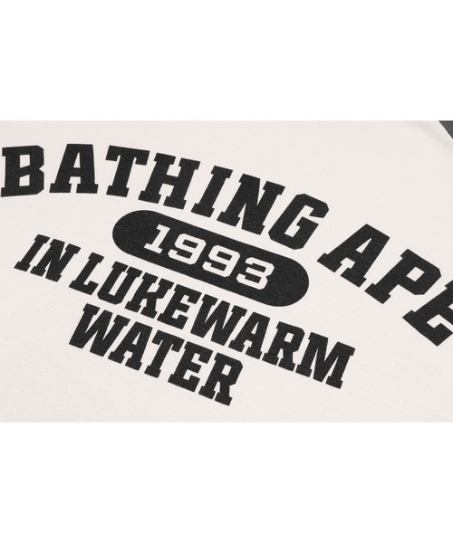 A BATHING APE(アベイシングエイプ)の「BATHING APE RAGLAN TEE(Tシャツ/カットソー・メンズ・ネイビー/チャコール・SMALL/X-LARGE/LARGE/XXX-LARGE/XX-LARGE/MEDIUM)」の5枚目の写真