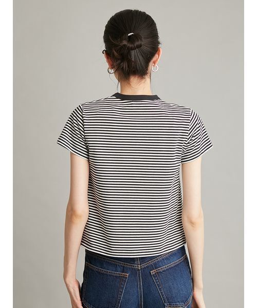 Mila Owen(ミラオーウェン)の「コンパクトTシャツ(Tシャツ/カットソー・レディース・その他/イエロー/ラベンダー/ホワイト/レッド/ダークネイビー・F)」の12枚目の写真