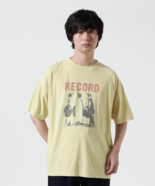 REMI RELIEF(レミレリーフ)の「REMI RELIEF(レミレリーフ) 別注20/-天竺BIGサイズTシャツ(RECORD)(Tシャツ/カットソー・メンズ・グレー系その他3/イエロー・M/L/XL)」の4枚目の写真