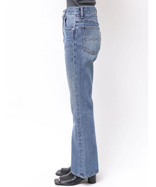 Ungrid（アングリッド）の「スリットデザインフレアデニム（デニムパンツ・レディース・ブルー・26inch/25inch/24inch）」の12枚目の写真