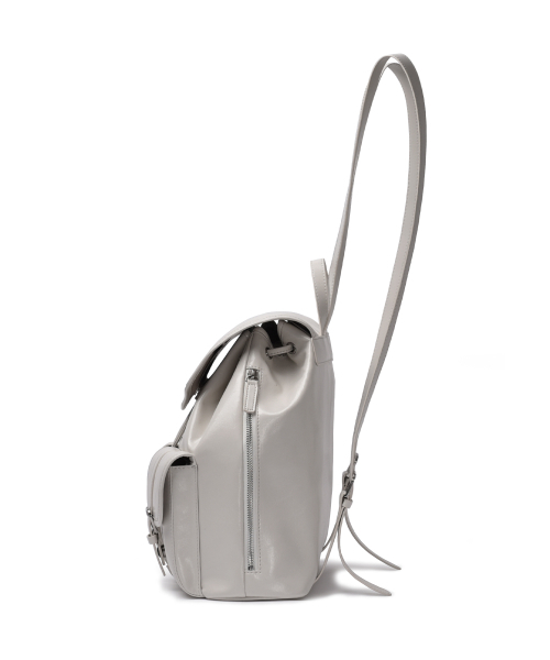 MADENROLLS(マデンロールズ)の「Vina Backpack Ivory(バックパック/リュック・レディース・その他・FREE)」の5枚目の写真