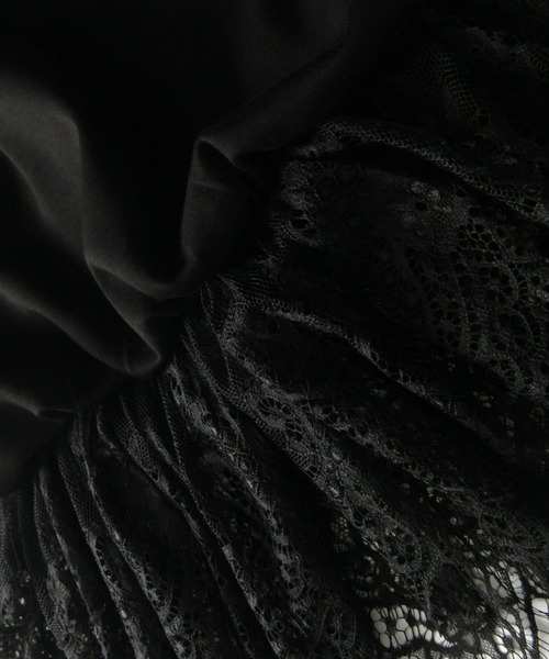 ARVELLIA（アルベリア）の「LACE HEM RELAX TOP（Tシャツ/カットソー・レディース・ホワイト/ブラック・M）」の4枚目の写真