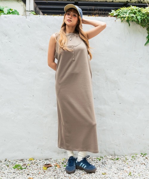 anap mimpi（アナップミンピ）の「キャミソールセット 前後2way ロング ワンピース（ワンピース・レディース・ベージュ/ブラック・F）」の9枚目の写真