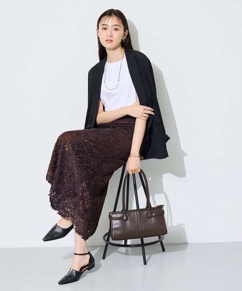 INDIVI(インディヴィ)の「【収納力◎/トレンド】スクエアトートバッグ(トートバッグ・レディース・ブラウン系その他/ブラック・00)」の13枚目の写真