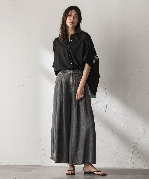 MAYSON GREY(メイソングレイ)の「キャンブリックバック刺繍ブラウス(シャツ/ブラウス・レディース・ホワイト/ブラック/ブラウン・M)」の22枚目の写真