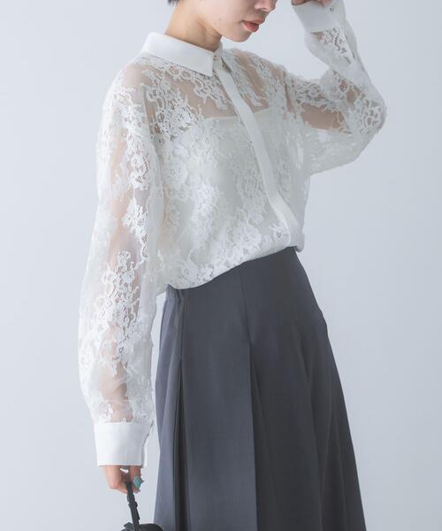 URBAN RESEARCH ROSSO WOMEN(アーバンリサーチ ロッソ)の「レースクレリックシャツ(シャツ/ブラウス・レディース・ネイビー/ホワイト・FREE)」の2枚目の写真