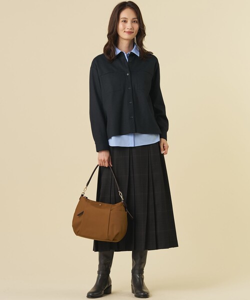 J.PRESS(ジェイプレス)の「【シーンレスに活躍】コンパクトエステネージュ シャツ ブラウス(シャツ/ブラウス・レディース・ホワイト系/ネイビー系1/ライトグレー系1/サックスブルー系・T13/T15)」の19枚目の写真