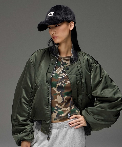 X-girl(エックスガール)の「HENLEY NECK SCRIPT LOGO L/S COMPACT TOP(Tシャツ/カットソー・レディース・レオパード/ホワイト/カモフラージュ・ONE SIZE)」の9枚目の写真