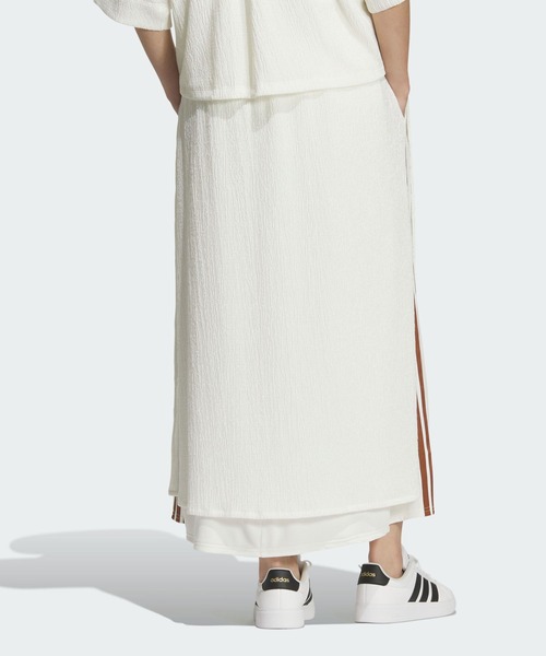 adidas（アディダス）の「ソフトリュクス シアー レギュラーフィット スカート / アディダス adidas（スカート・レディース・ホワイト・XX-LARGE/LARGE/MEDIUM/SMALL/X-LARGE）」の2枚目の写真