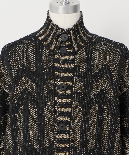 LOEFF(ロエフ)の「<LOEFF> MURAL ジャガード カーディガン UNISEX(カーディガン/ボレロ・レディース・ベージュ・0/2)」の18枚目の写真