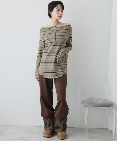 Ulysses(ユリシス)の「ヘンリーネックオフショルボーダーカットソー(Tシャツ/カットソー・レディース・ベージュ/ブラック・S/M)」の9枚目の写真