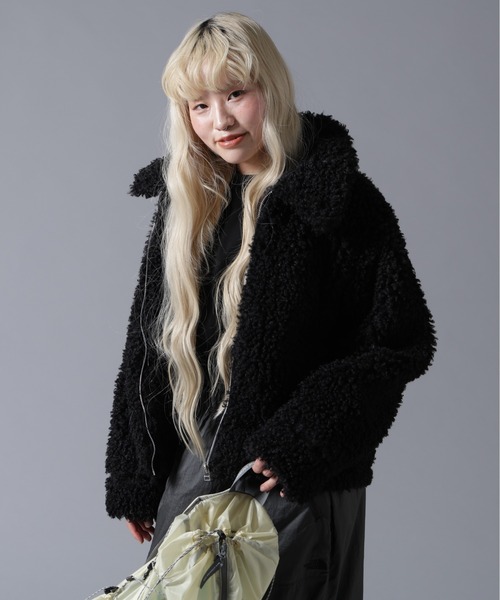 BEAVER（ビーバー）の「B omnivore/ビーオムニボー BOA COLLAR BLOUSON（ブルゾン・レディース・ブラック/ブラウン/オフホワイト・FREE）」の7枚目の写真