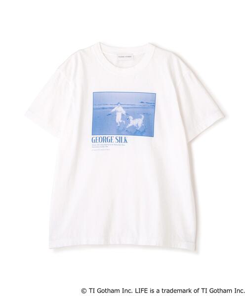 LIFE(ライフ)の「◆【LIFE PICTURE COLLECTION別注】フォトTシャツ DOG(Tシャツ/カットソー・レディース・ホワイト/ベージュ・MEDIUM)」の3枚目の写真