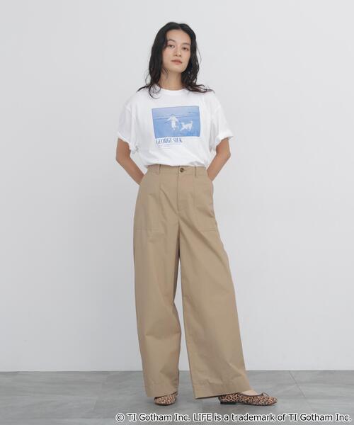 LIFE(ライフ)の「◆【LIFE PICTURE COLLECTION別注】フォトTシャツ DOG(Tシャツ/カットソー・レディース・ホワイト/ベージュ・MEDIUM)」の5枚目の写真