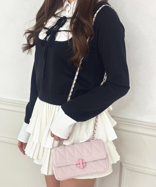 apres jour(アプレジュール)の「【apresjour ×ARIAZ】キルティングチェーンバッグ(ショルダーバッグ・レディース・ブラック/ピンク/ブルー/オフホワイト・FREE)」の1枚目の写真