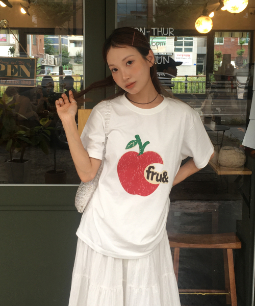 FRUAND(フルアンド)の「グラフィックTシャツ_2色(Tシャツ/カットソー・レディース・その他/チャコールグレー/ホワイト・FREE)」の4枚目の写真