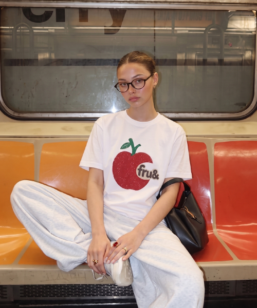 FRUAND(フルアンド)の「グラフィックTシャツ_2色(Tシャツ/カットソー・レディース・その他/チャコールグレー/ホワイト・FREE)」の7枚目の写真