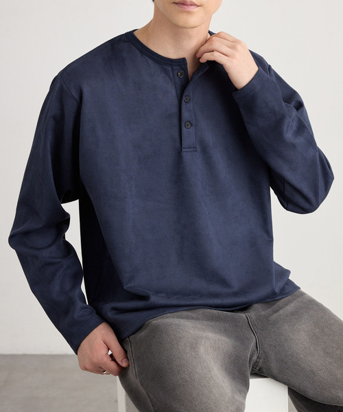 MONO-MART(モノマート)の「ソフトフェード コンパクトフィット ヘンリーネック長袖カットソー<イージーケア・UVカット>(Tシャツ/カットソー・メンズ・ダークオリーブ/ブラック/ダークグレー/ダークネイビー/グレイッシュブルー/ダークブラウン系/アイボリー・S/L/M)」の7枚目の写真