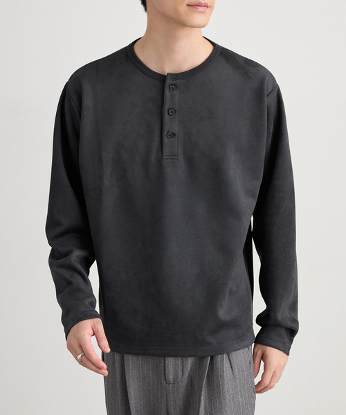 MONO-MART(モノマート)の「ソフトフェード コンパクトフィット ヘンリーネック長袖カットソー<イージーケア・UVカット>(Tシャツ/カットソー・メンズ・ダークオリーブ/ブラック/ダークグレー/ダークネイビー/グレイッシュブルー/ダークブラウン系/アイボリー・S/L/M)」の19枚目の写真