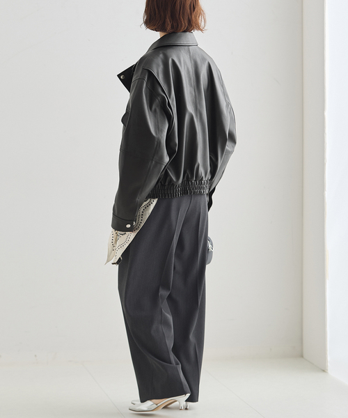 DUNST(ダンスト)の「DUNST/ダンスト UNISEX CROPPED ALTER-LEATHER BLOUSON ジャケット(その他アウター・レディース・ブラック・SMALL)」の8枚目の写真