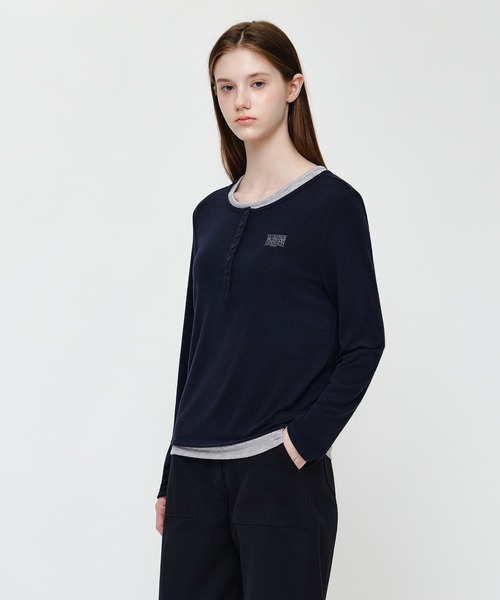 MARITHE + FRANCOIS GIRBAUD（マリテフランソワジルボー）の「W HENLEY NECK LAYERED LONG SLEEVE TEE（Tシャツ/カットソー・レディース・ネイビー/チャコール・SMALL/MEDIUM）」の15枚目の写真